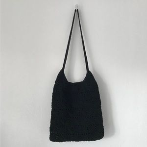 Crochet hobo shoulder bag black